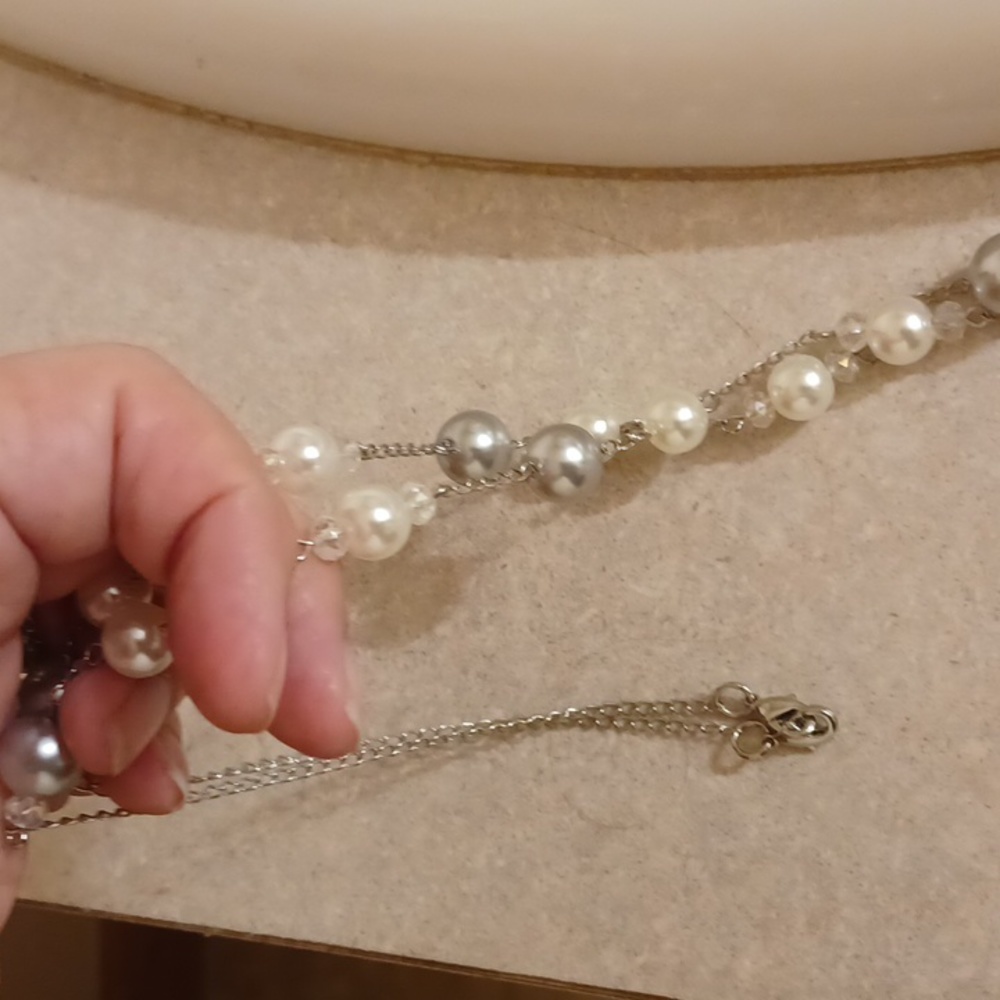 Necklaces - Picture 2 of 4